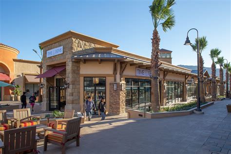 desert hills premium outlets cabazon